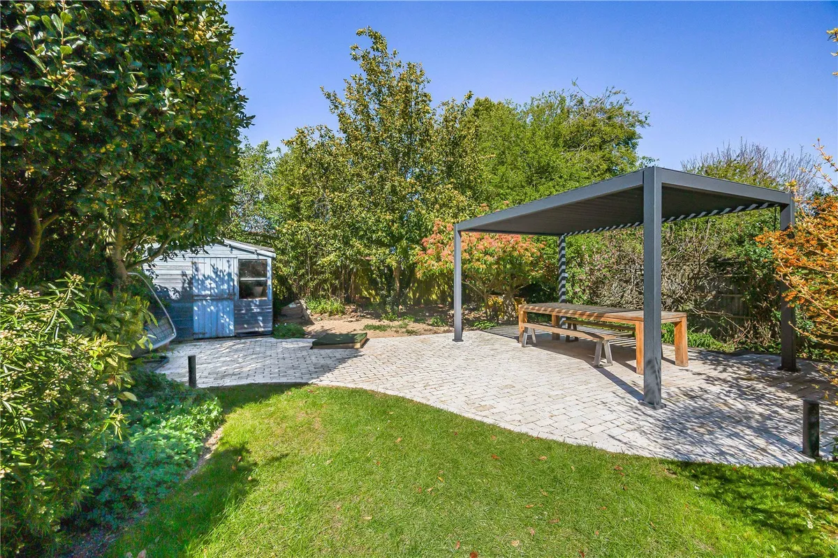 Walton Avenue, Henley-on-Thames, Oxfordshire, RG9