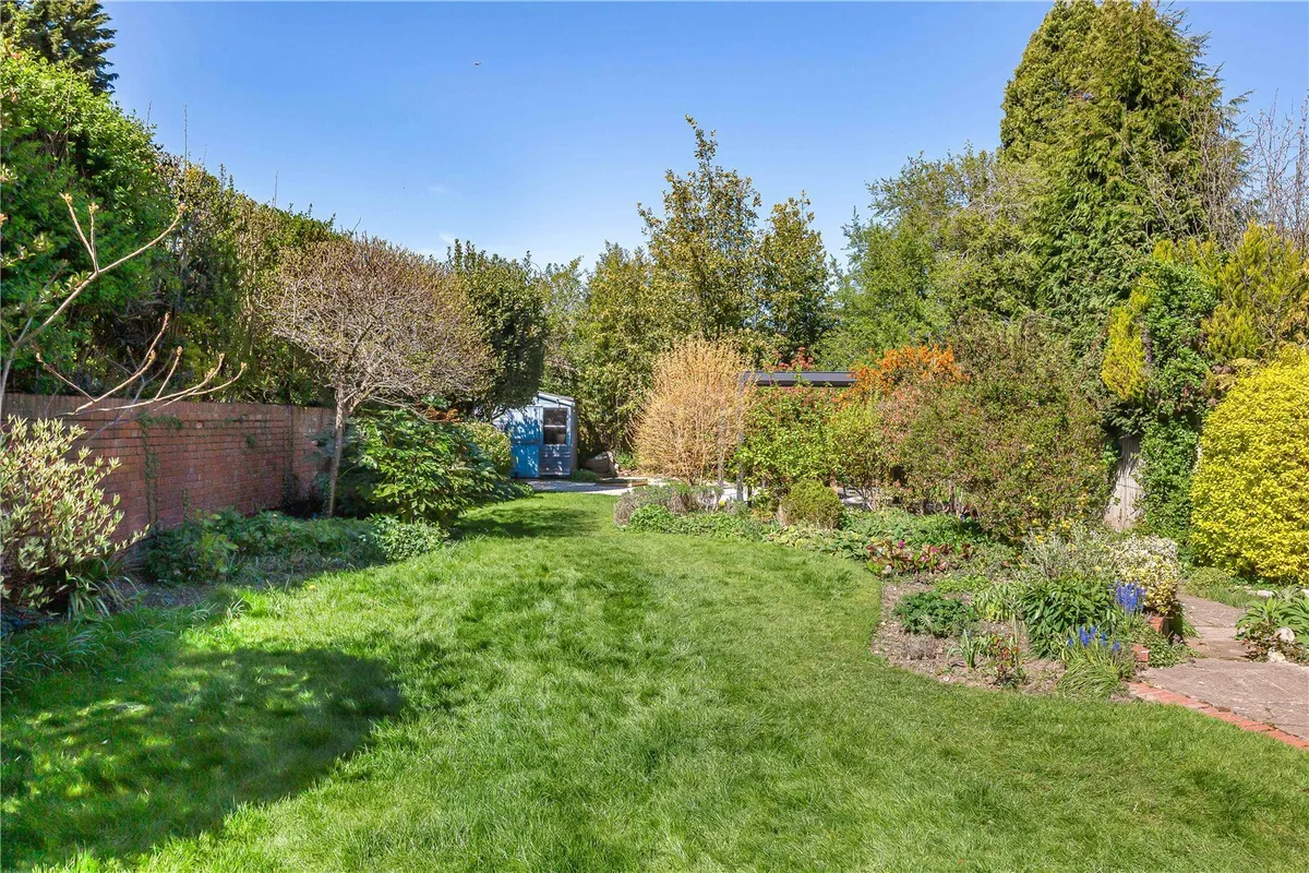 Walton Avenue, Henley-on-Thames, Oxfordshire, RG9