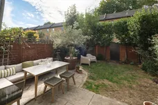 Queensbury Street, London, N1 photo 16