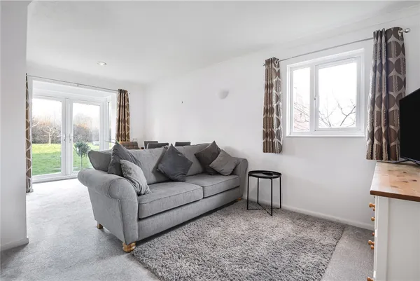 Tilebarn Close, Henley-on-Thames, Oxfordshire, RG9