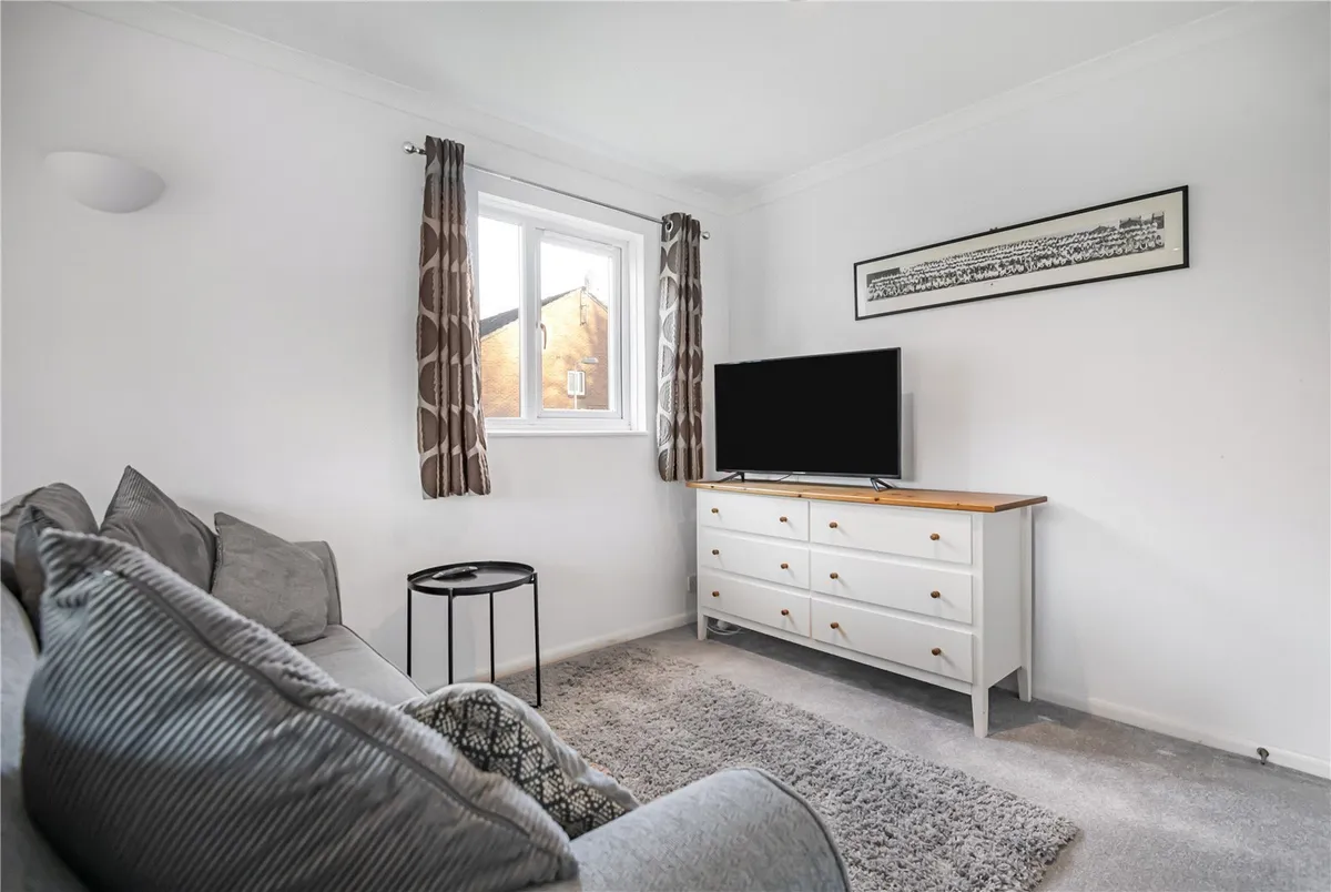 Tilebarn Close, Henley-on-Thames, Oxfordshire, RG9