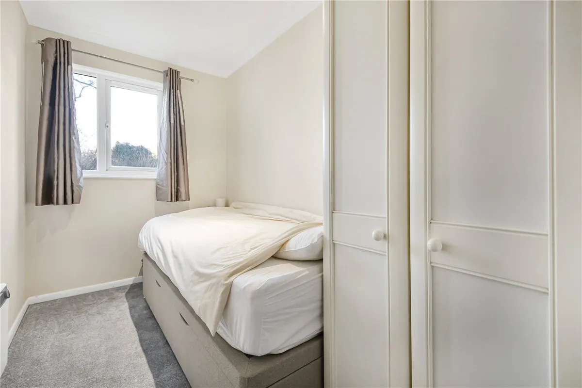 Tilebarn Close, Henley-on-Thames, Oxfordshire, RG9