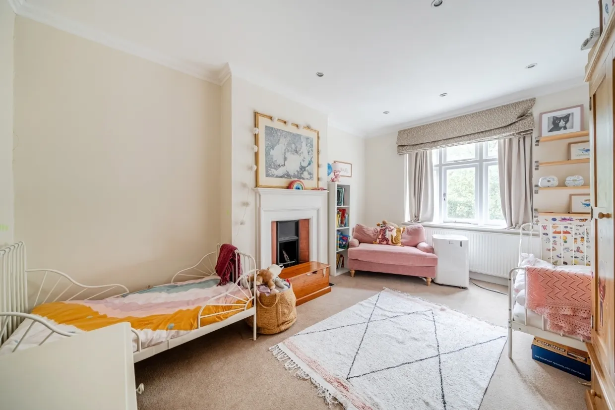 Durham Road, SW20 photo 9