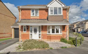 De Tracey Park, Bovey Tracey, Newton Abbot, TQ13 photo