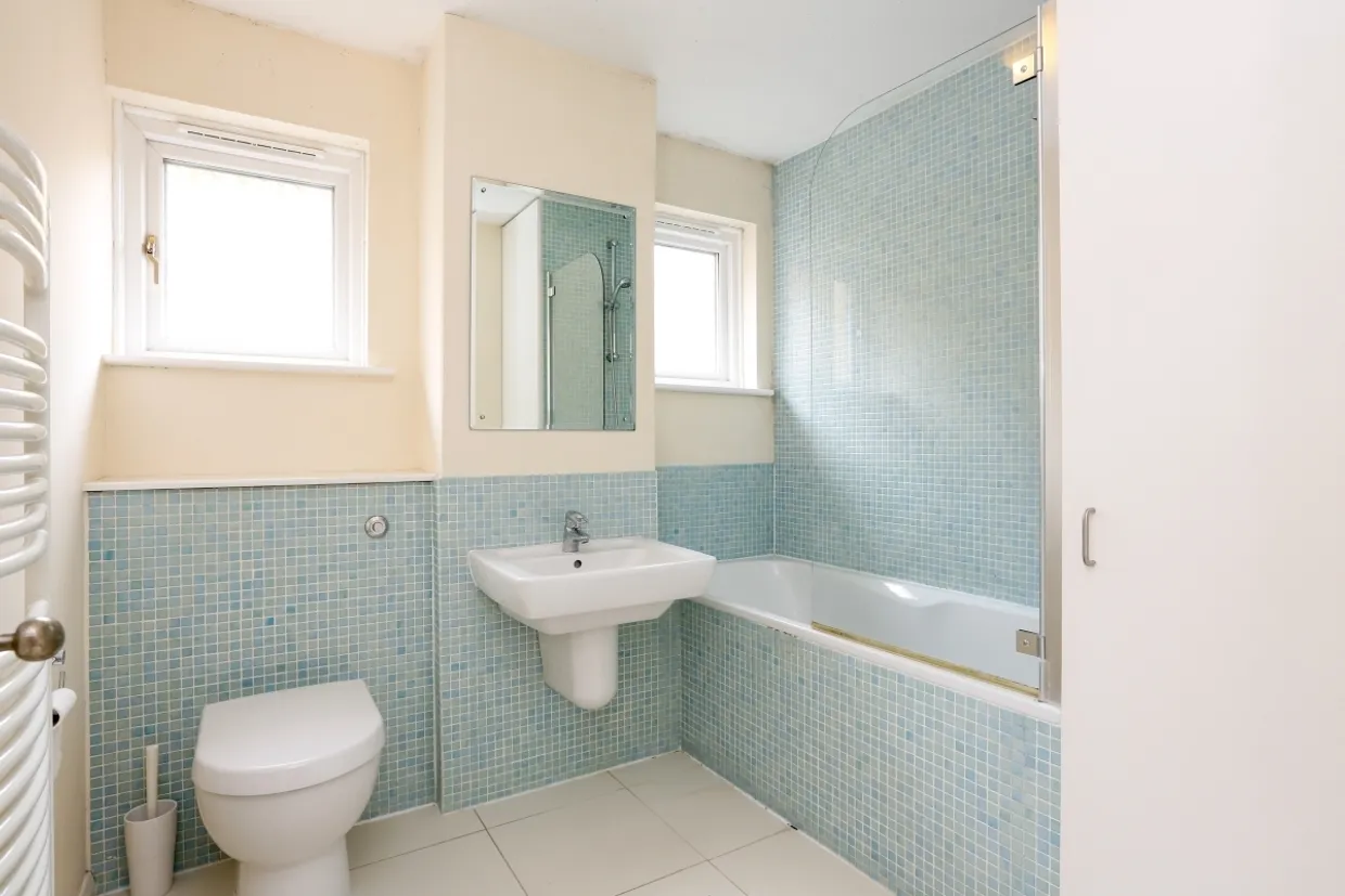 Holm Oak Close London SW15 photo 6