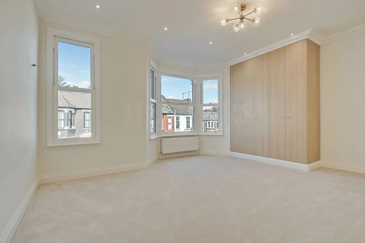 West Ella Road, London, NW10