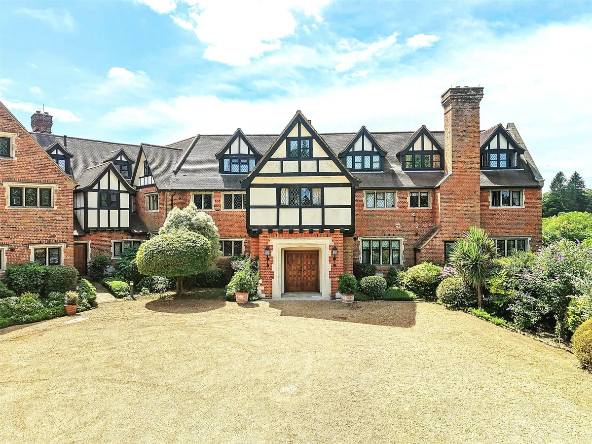 Neb Lane, Oxted, Surrey, RH8