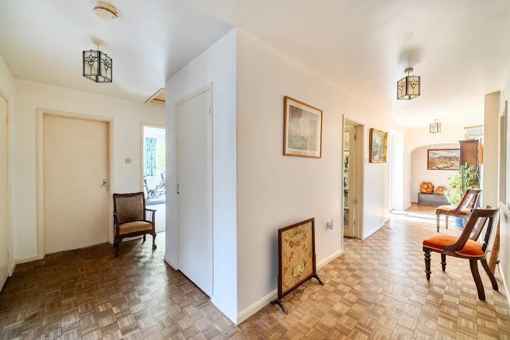 Vatch lane, Eastcombe, GL6 photo 2