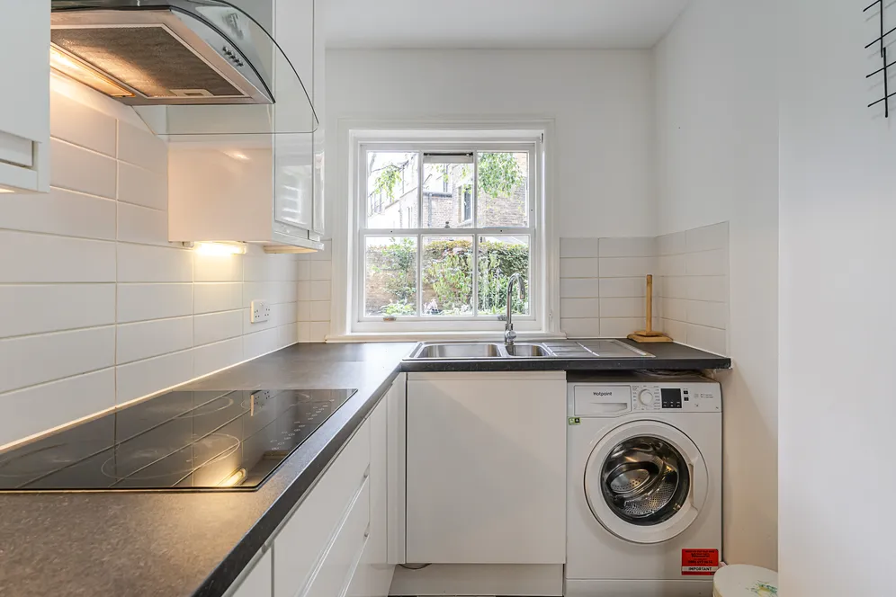 Millbank, London, SW1P photo 4