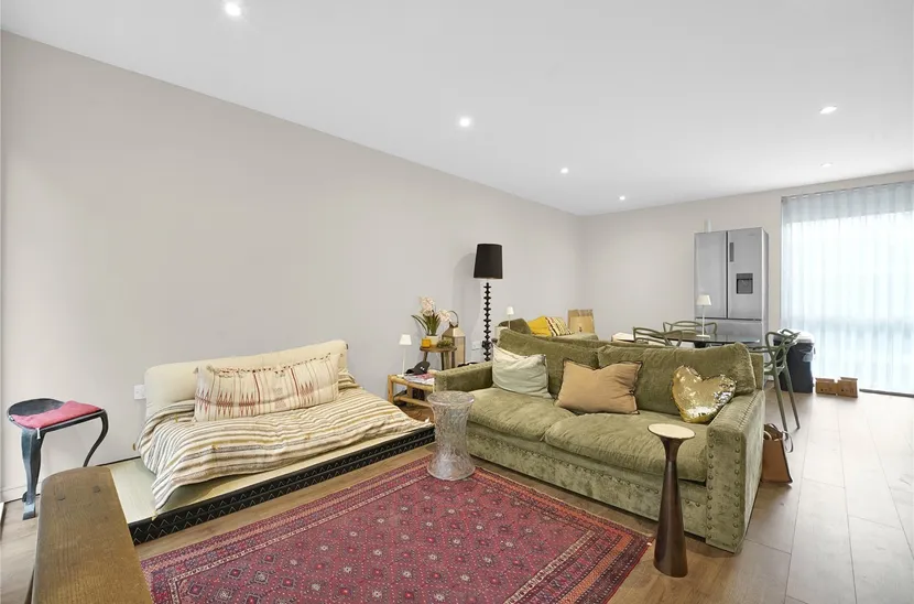 Jasper Walk, N1