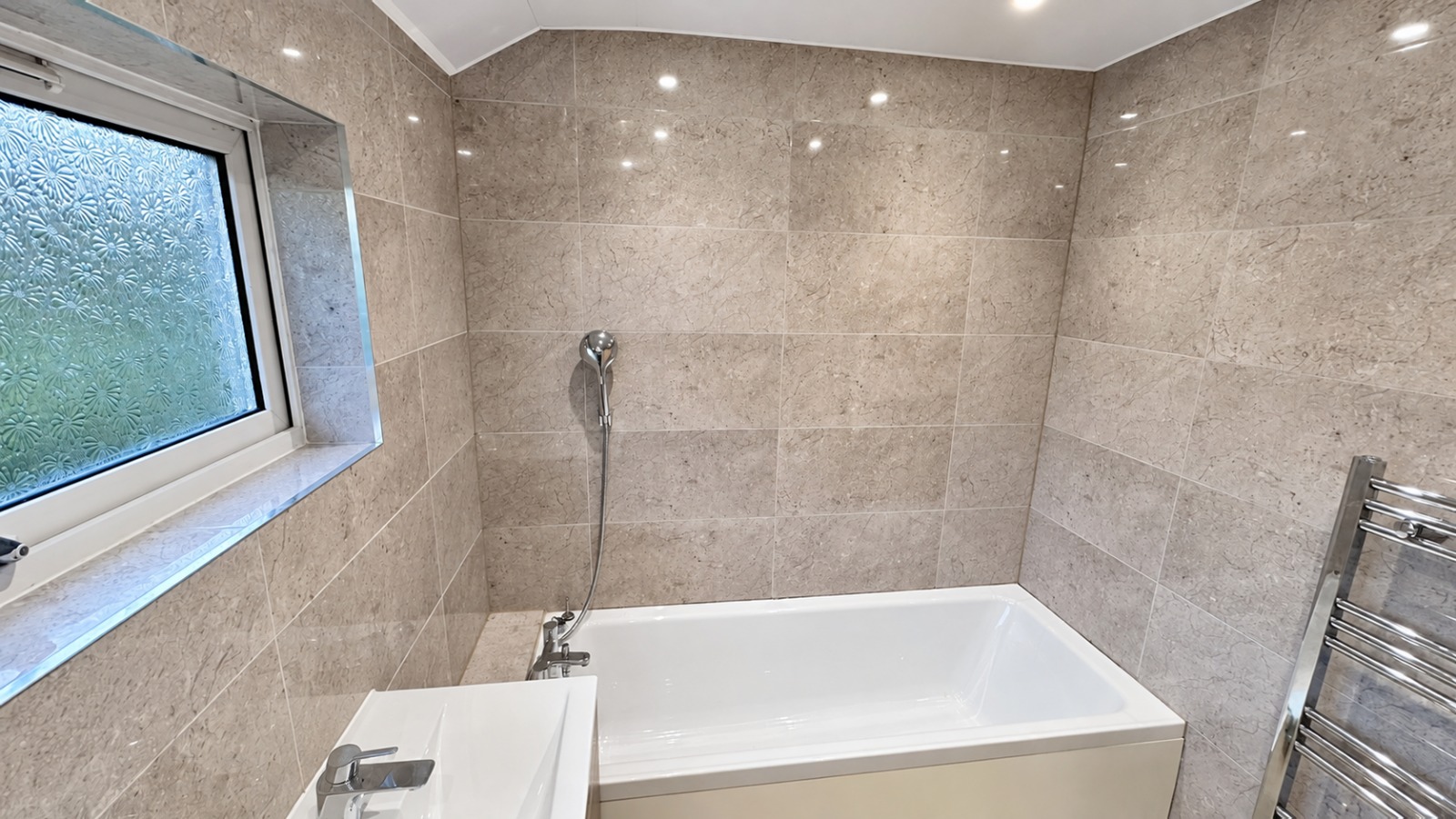 Spacious Three-Bedroom House to Rent  Pennyland, Milton Keynes Image 17