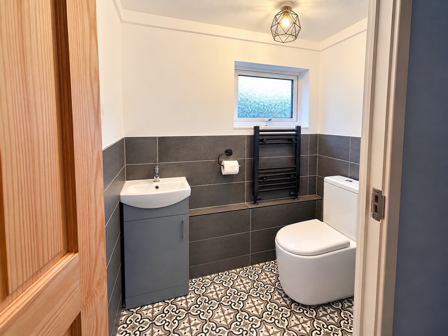 Spacious Three-Bedroom House to Rent  Pennyland, Milton Keynes Image 13