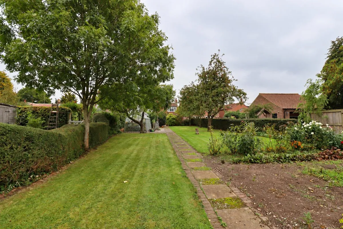 North Road, Lund, Driffield