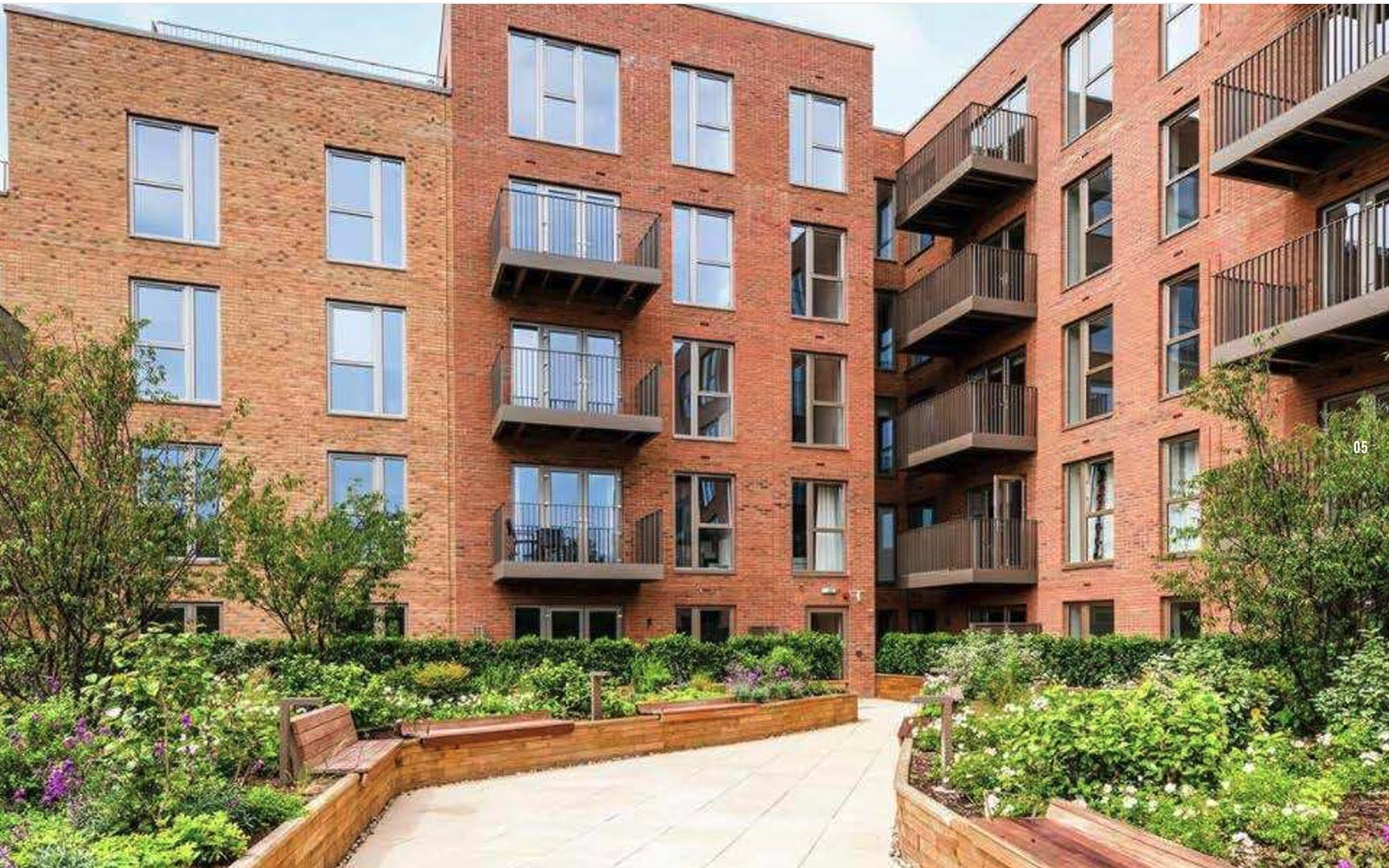 Frogmore Avenue, Watford Image 2