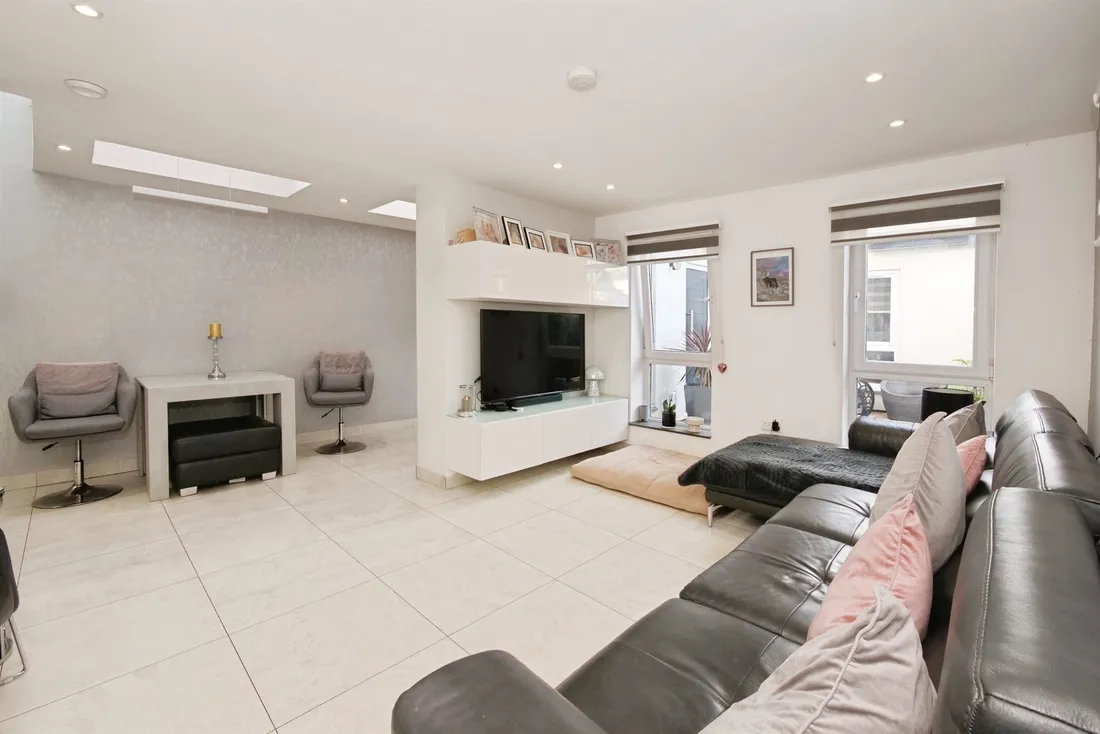 Property photo 23