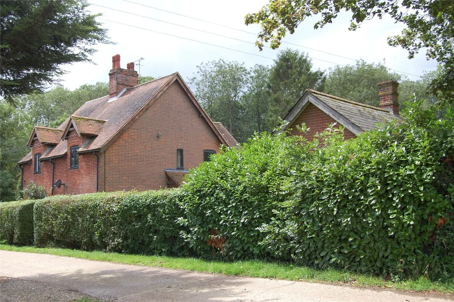 Park Farm Cottages, The Street, IP7 photo 4