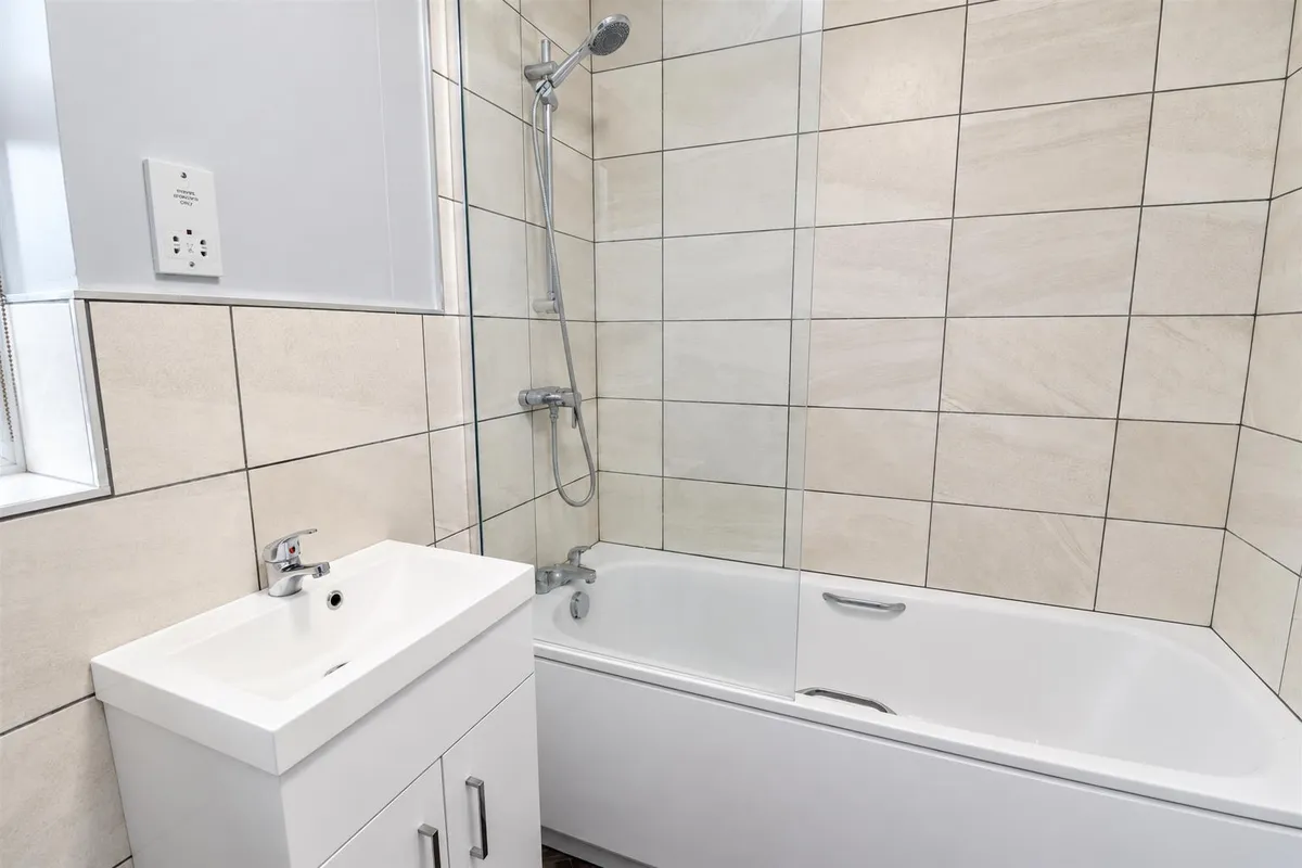 Buccaneer Way, Brough