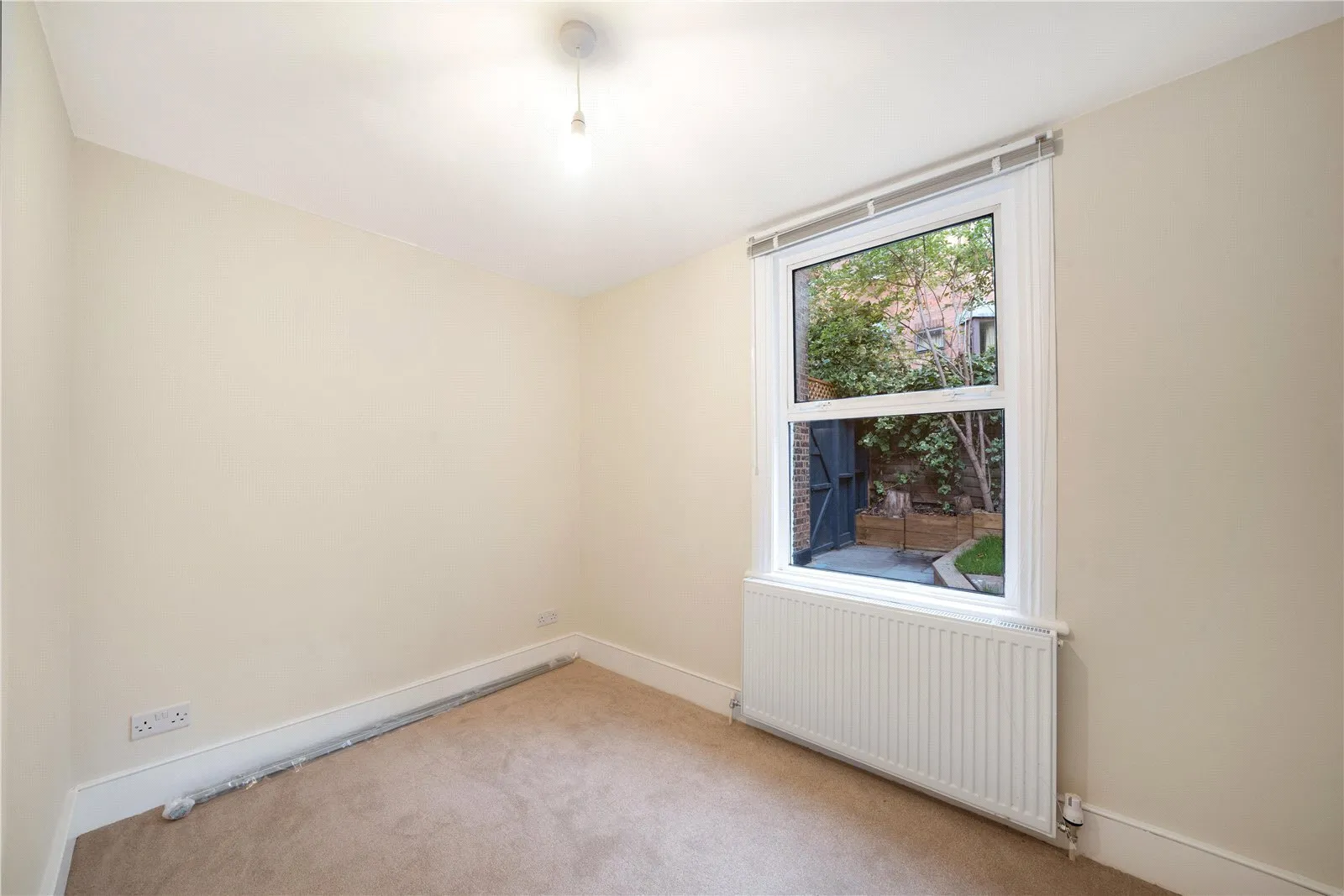 Cricklewood Lane, Willesden Green, London, NW2