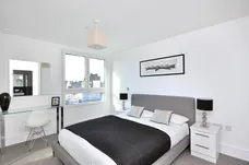 St. Luke's Avenue Clapham SW4 photo 1
