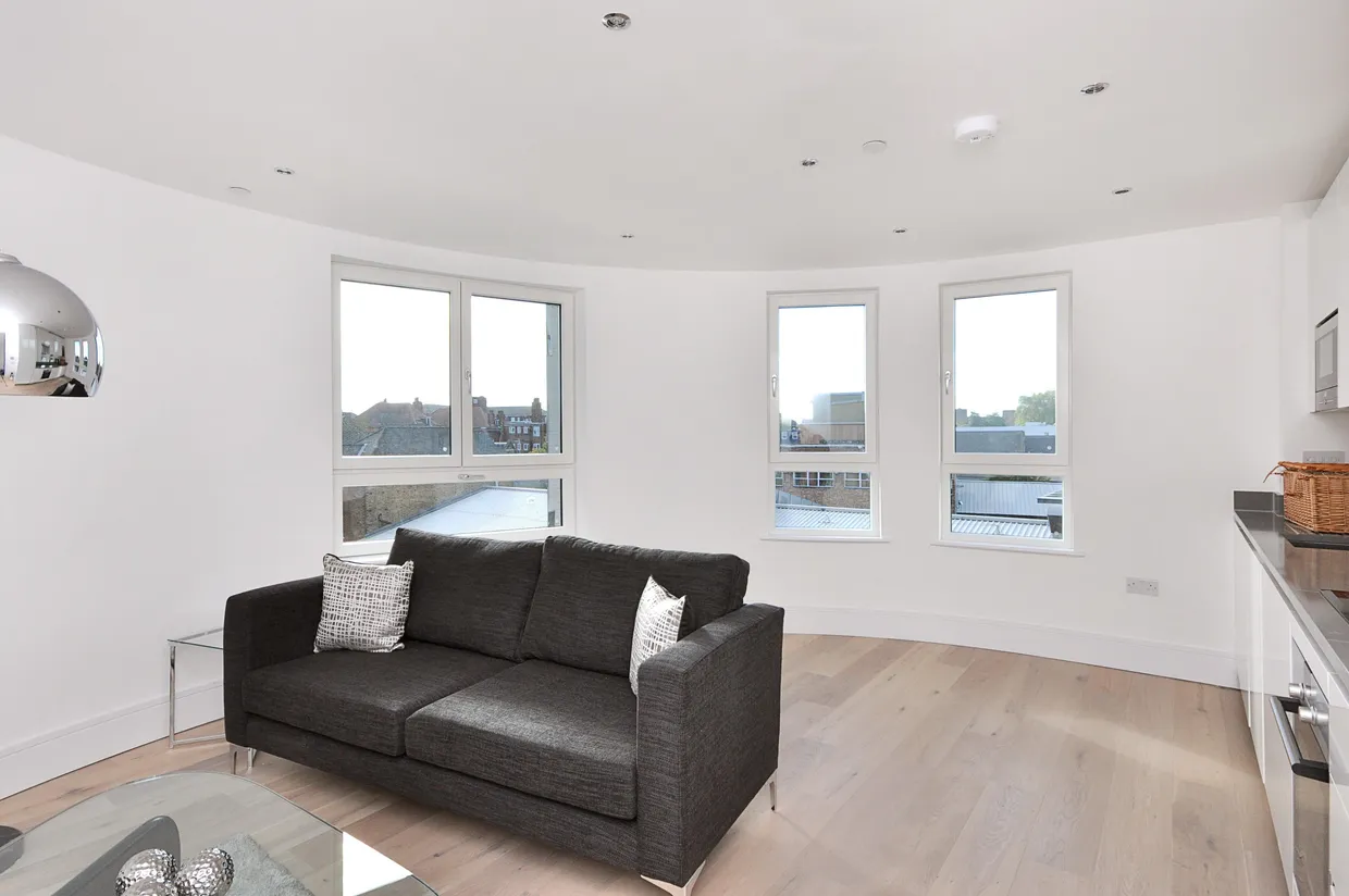 St. Luke's Avenue Clapham SW4 photo 5