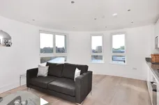 St. Luke's Avenue Clapham SW4 photo 5