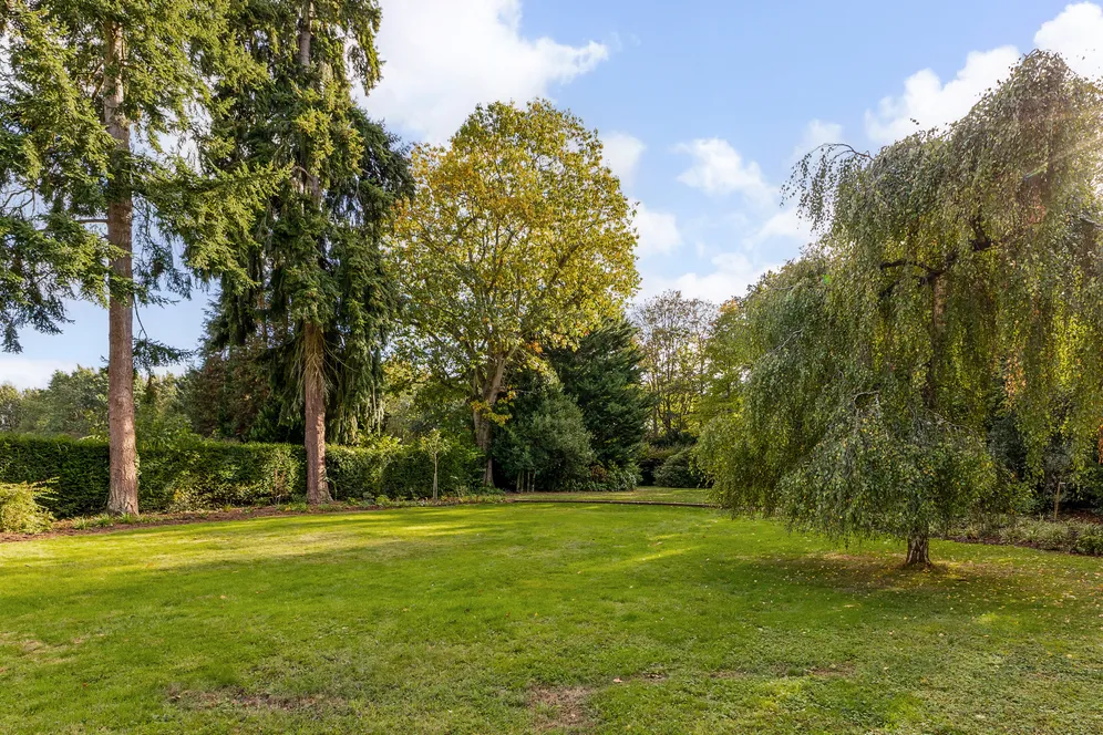 Chatter Alley, Dogmersfield, RG27 photo 13
