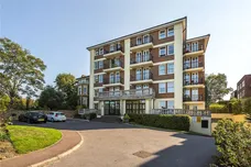 Portsmouth Road, Surbiton, KT6 photo 1