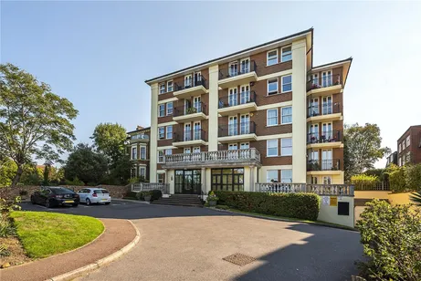 Portsmouth Road, Surbiton, KT6