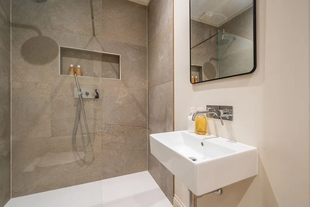 Leppoc Road, London, SW4 photo 14