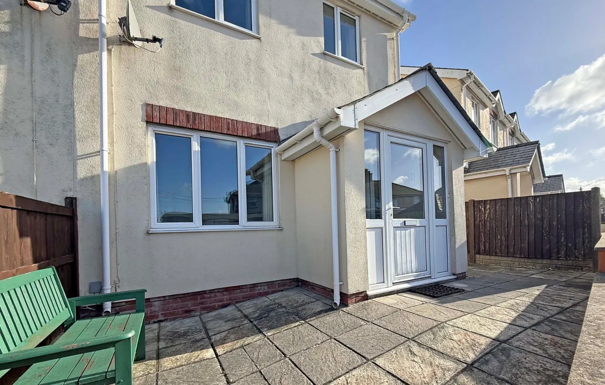Ffordd Penmynydd, Llanfairpwll, Isle of Anglesey, LL61