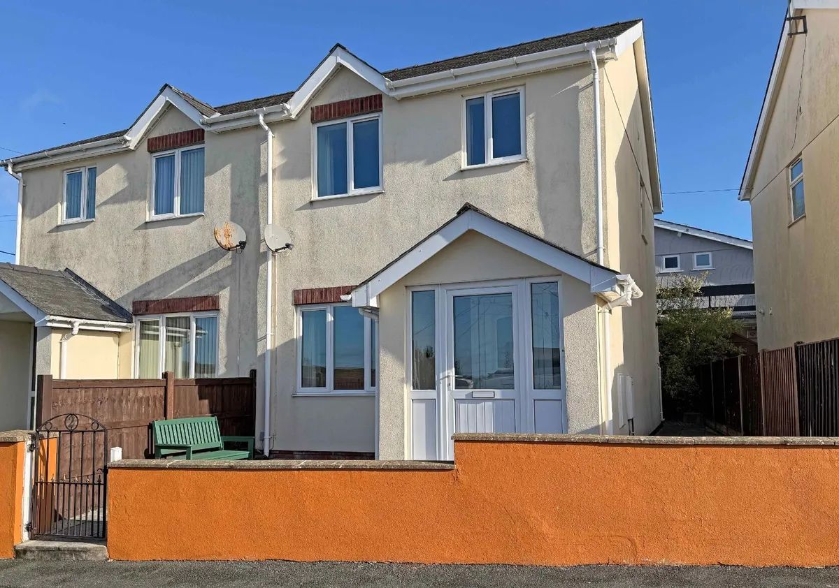 Ffordd Penmynydd, Llanfairpwll, Isle of Anglesey, LL61