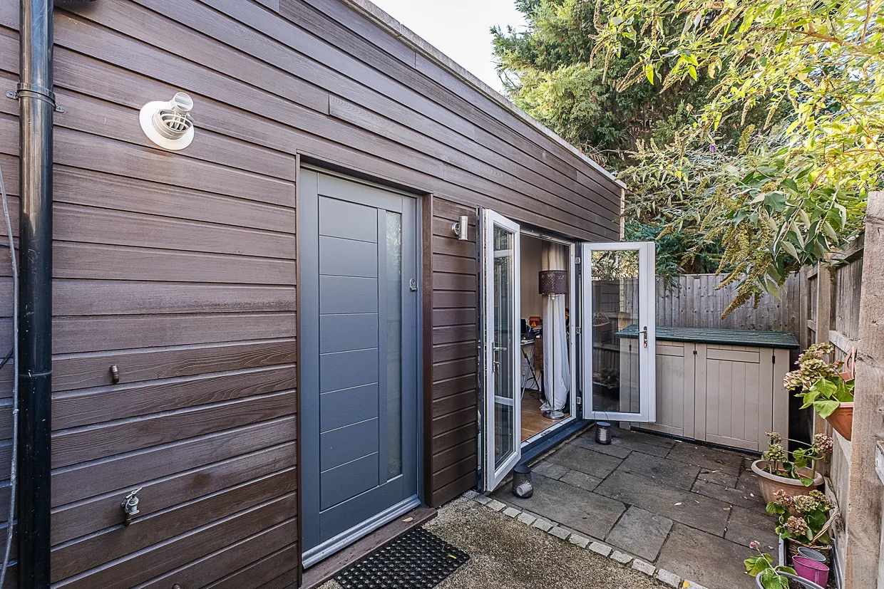 Church Road, Kingston Upon Thames, KT1 photo 9