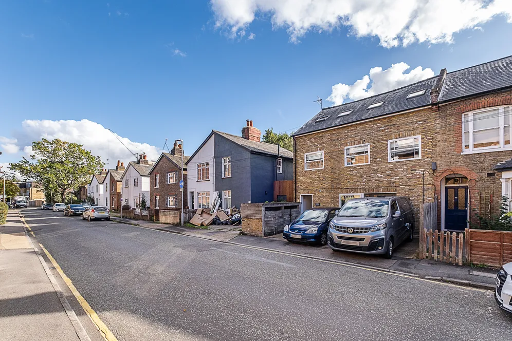 Church Road, Kingston Upon Thames, KT1 photo 10