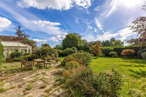 Petersfield Road, Midhurst, GU29 photo 7