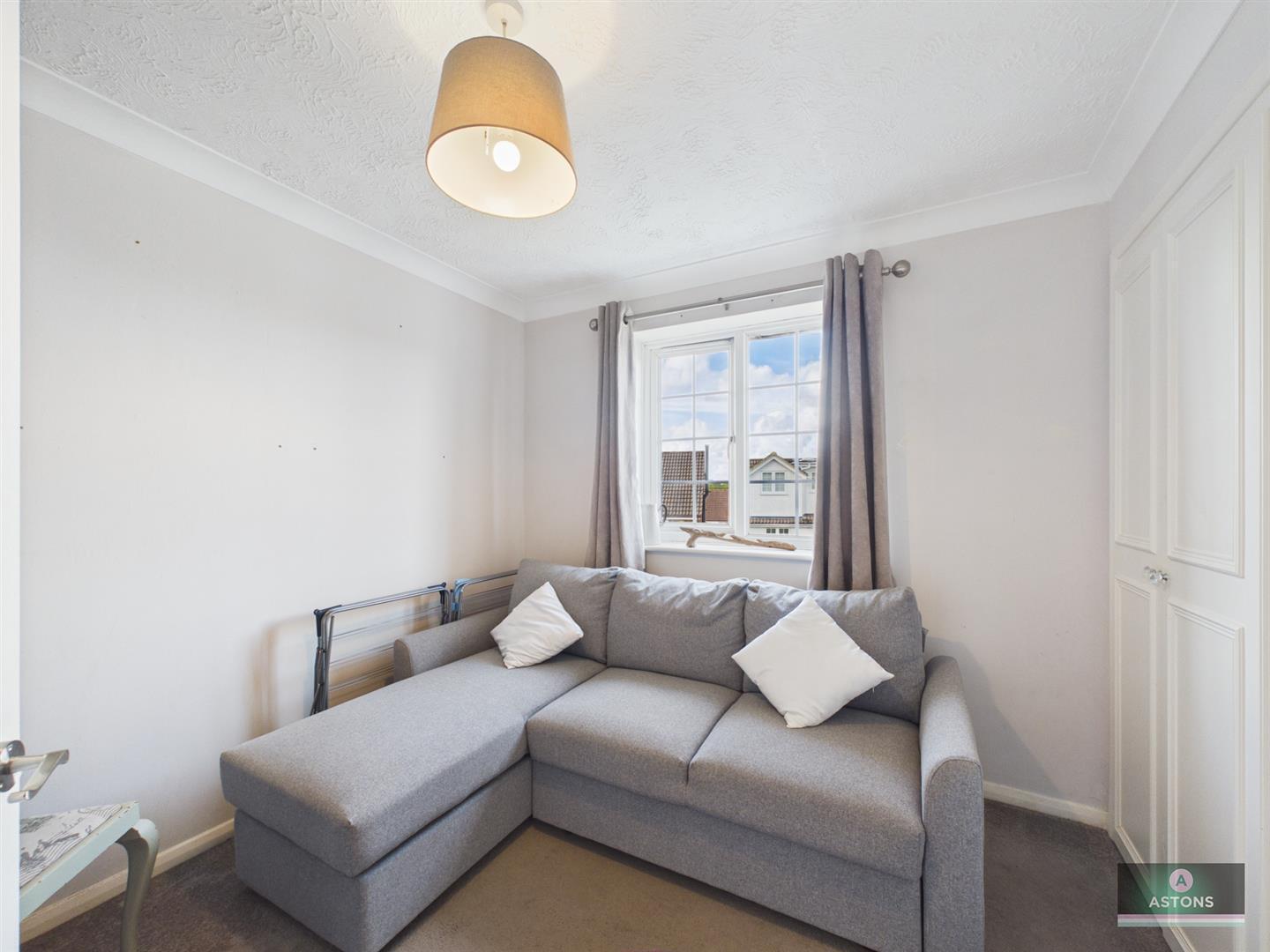 Harper Drive, Maidenbower, Crawley Image 15