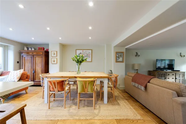Dowlish Wake, Ilminster, TA19 photo 11
