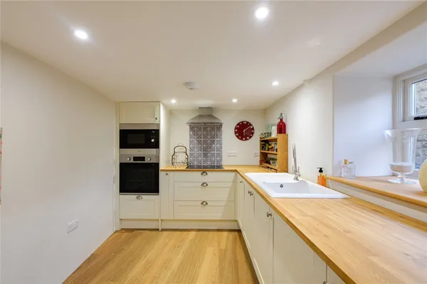 Dowlish Wake, Ilminster, TA19 photo 41