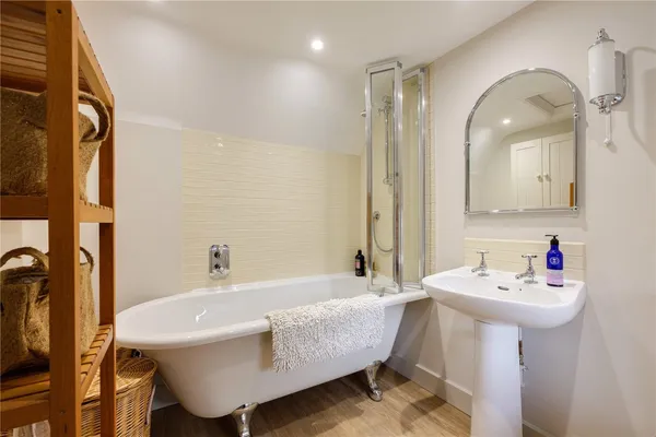 Dowlish Wake, Ilminster, TA19 photo 44