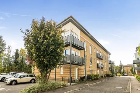 Chiltern Close Watford WD18