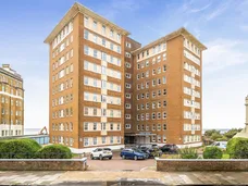 Courtenay Terrace Hove BN3 photo 1