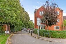 Swan Close Rickmansworth WD3 photo 11