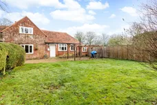 Bagmore Lane Herriard RG25 photo 17