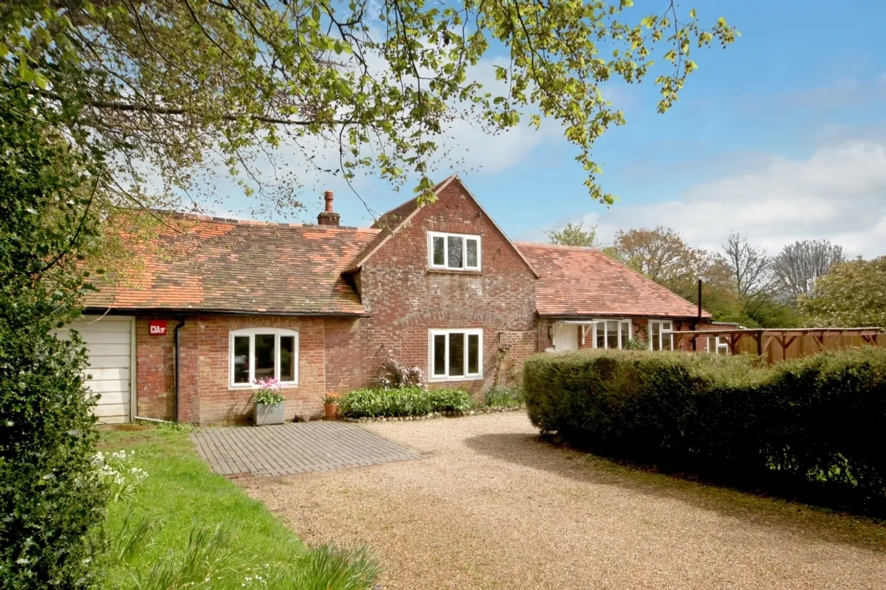 Bagmore Lane Herriard RG25 photo 20