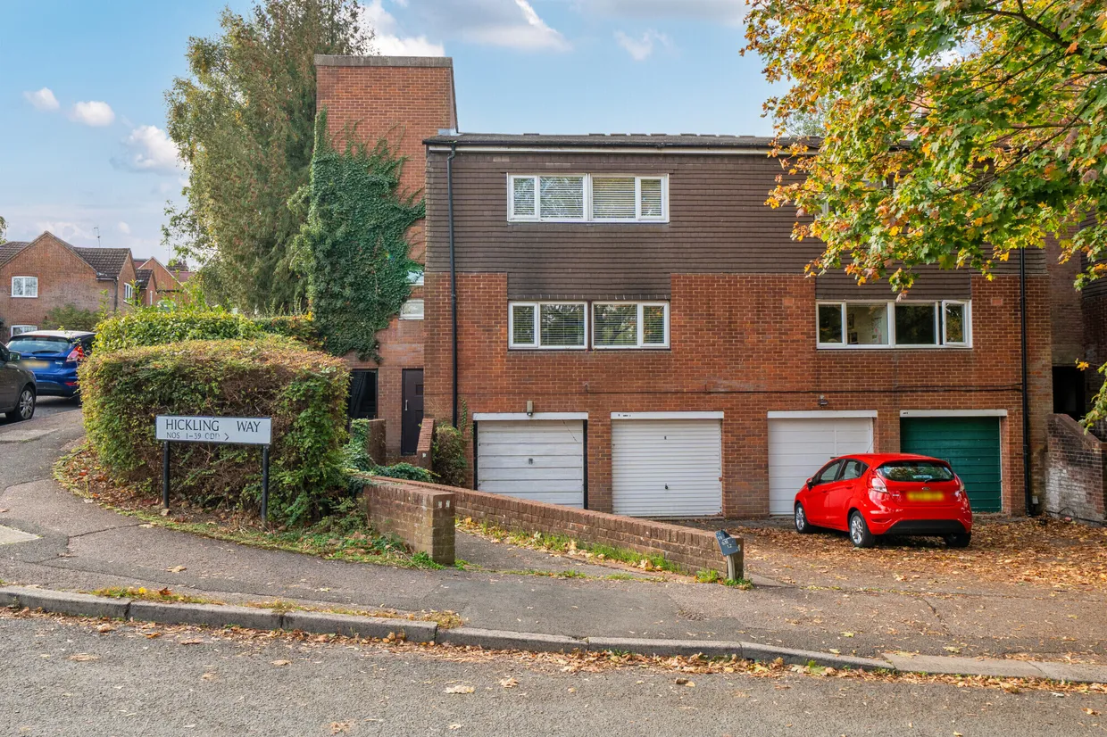 Hickling Way, Harpenden, AL5 photo 2