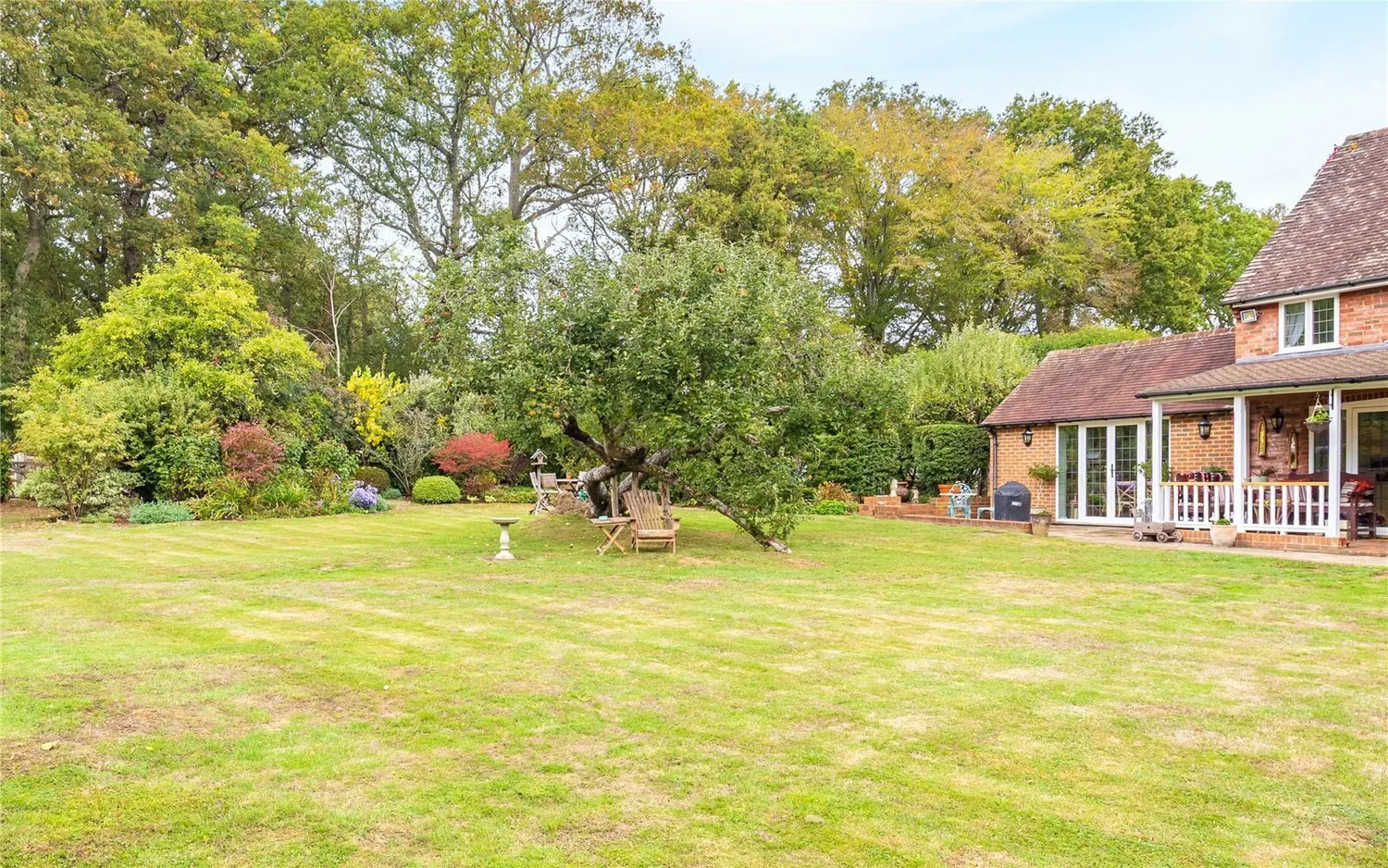 High Street Green, Chiddingfold, GU8 photo 4