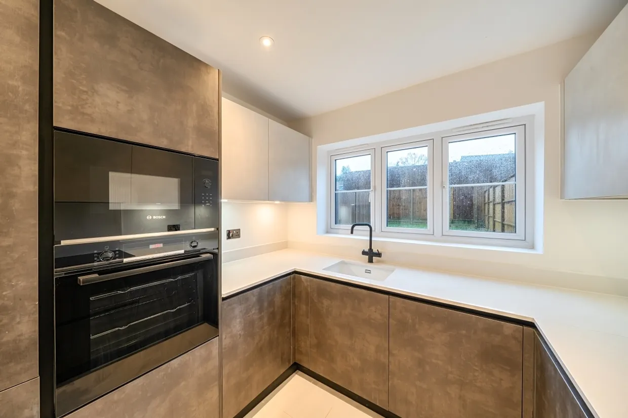 Chipperfield, Kings Langley WD4 photo 2