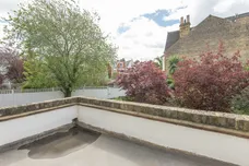 Crescent Lane London SW4 photo 6