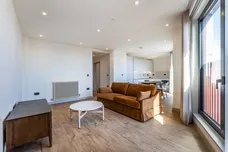The Eades, 11 Selborne Road London E17 photo 5