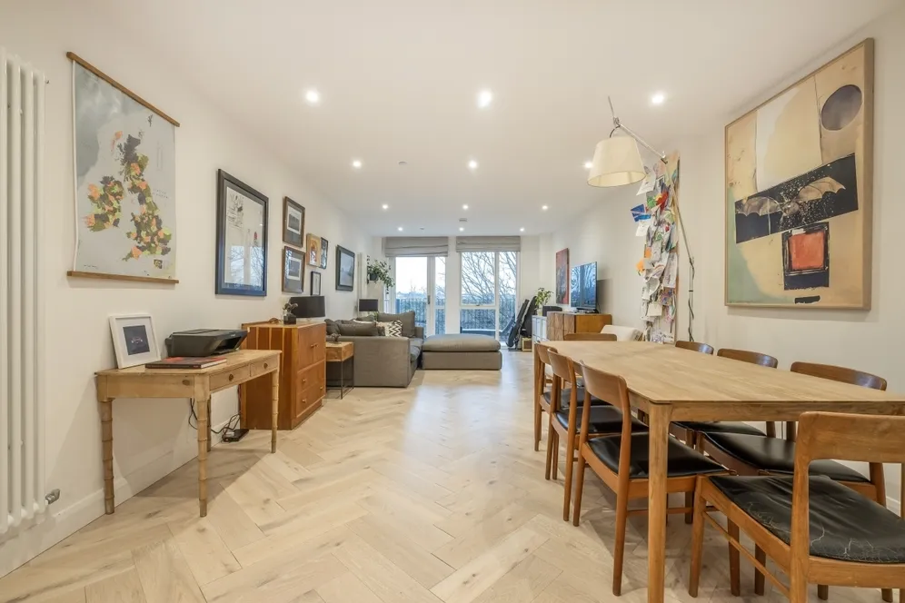 7 Garratt Apartments photo 5