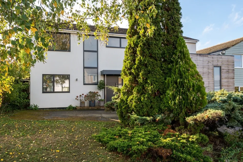 Oakhill, Esher KT10 photo 15